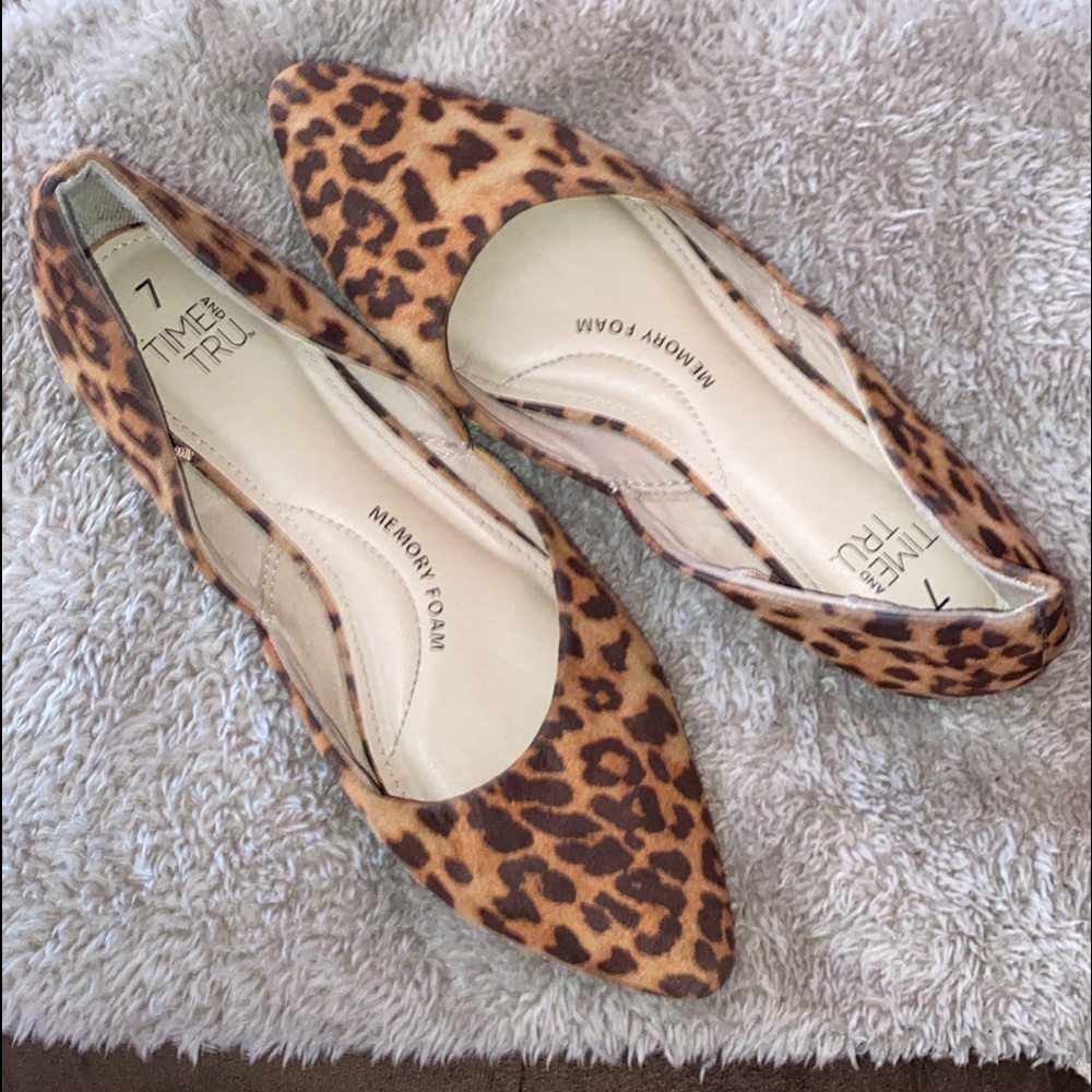 Time and Tru leopard flats